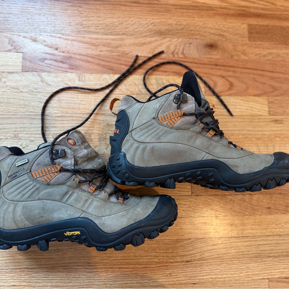 Merrell Tan and Black Trail Boots with Rugged Design